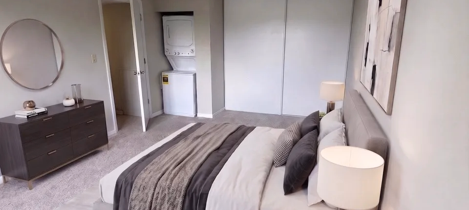 Bedroom Detail 4